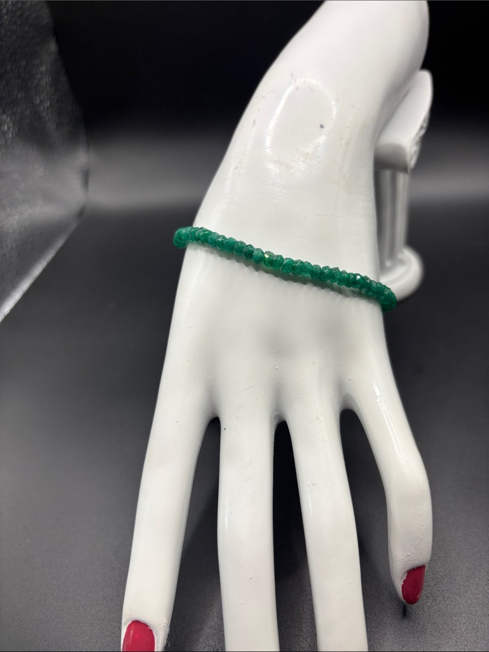 Emerald Faceted Bead Bracelet